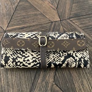 American Darling Cowhide Jewelry Roll Pouch Amazing!